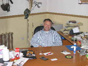 Werner in seinem Büro